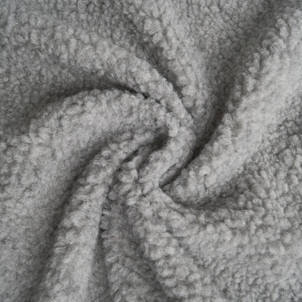 Piel de cordero – Felpa sintética (gris claro-mezclado)