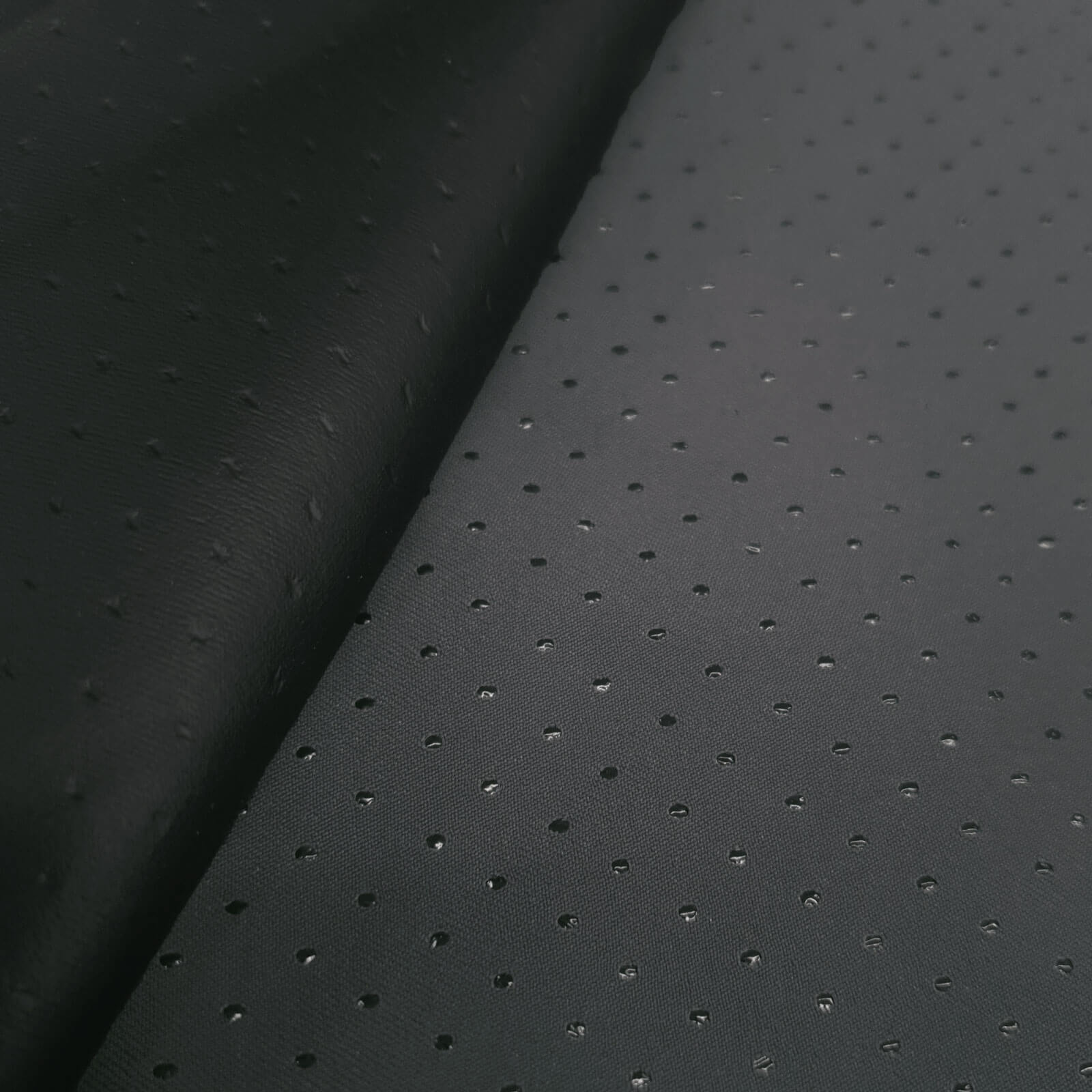 Cassian - Laminado exterior de tejido con relieve perforado - Gris oscuro